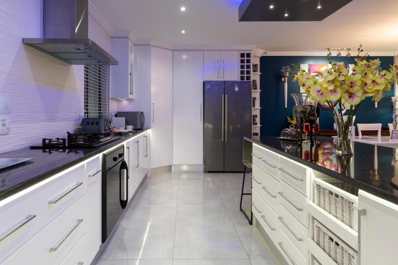 Wilderness Waters Boutique Suites - Adults Only ภายนอก รูปภาพ